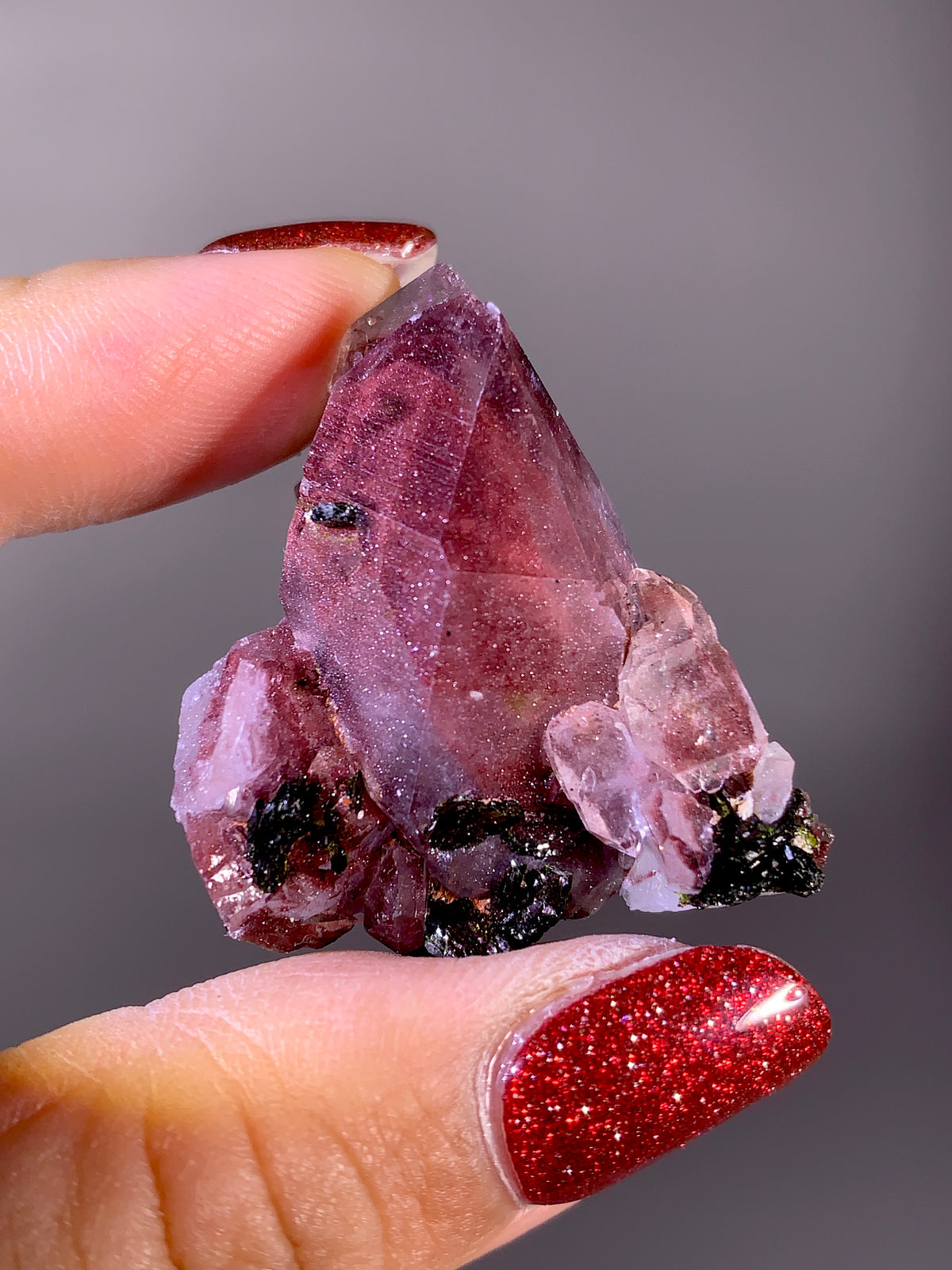 Sparkling Raspberry Hematite Phantom Garden Quartz with Epidote | Meigu Mine, China