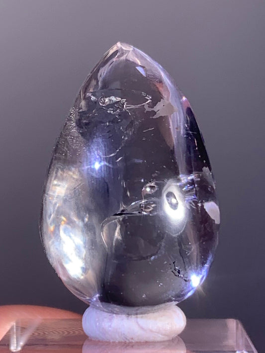 High-Quality Enhydro Bubble in Quartz Polished Teardrop
