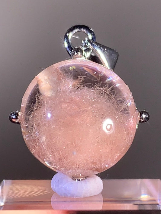 Top Quality Brazilian Pink Amphibole Quartz Pendant in S925 Sterling Silver