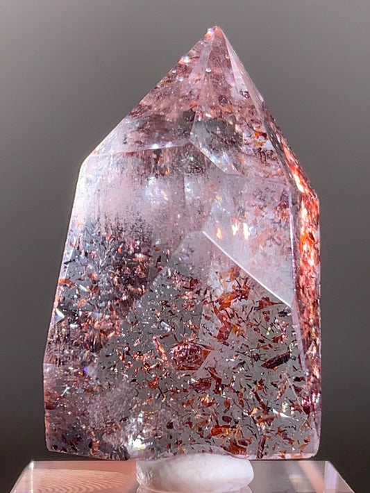 Harlequin Quartz Polished Tower – Gold Strawberry Quartz from Madagascar