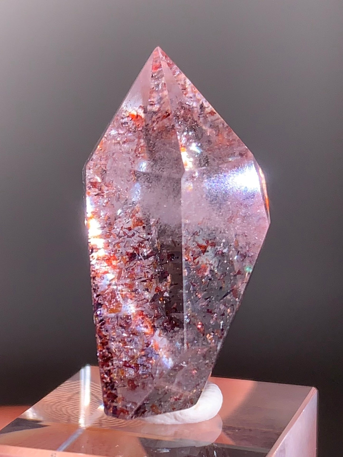Harlequin Quartz Polished Tower – Gold Strawberry Quartz from Madagascar