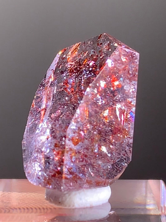 Harlequin Quartz Polished Freeform – Gold Strawberry Quartz from Madagascar