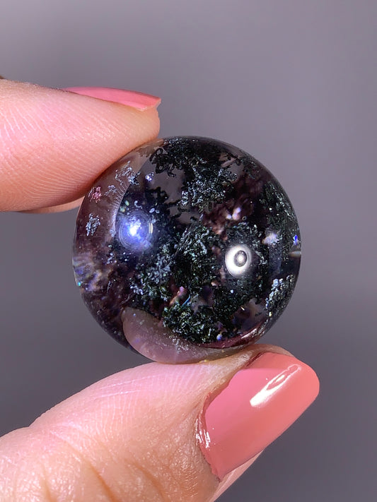 High-Quality Deep Green Noodle Formation Garden Quartz Sphere with Natural Rainbow from Brazil