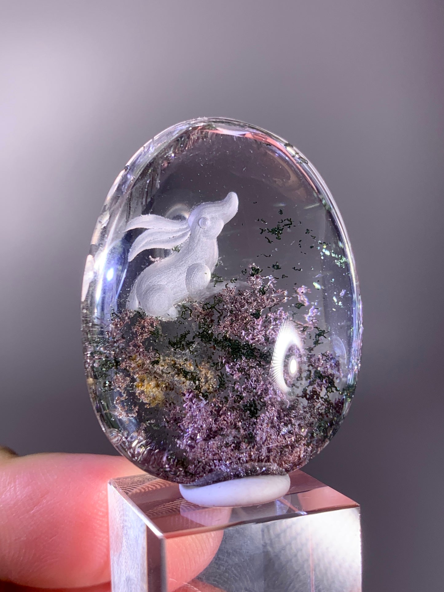 High-Quality Four Season Garden Quartz Carving Polished Teardrop from Brazil