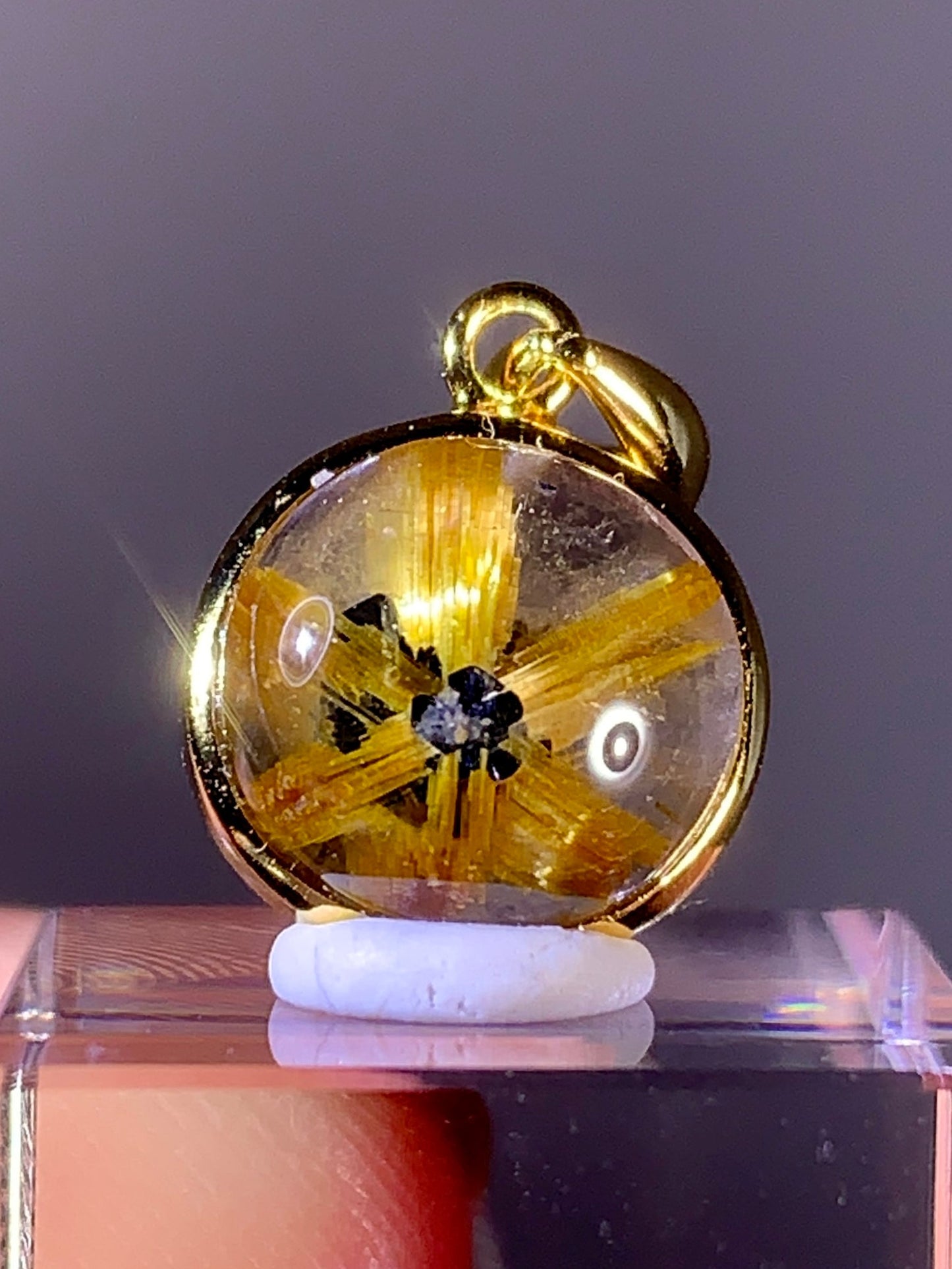 High-Grade Novo Horizonte Gold Star Rutile Pendant with S925 Gold-Plated Setting