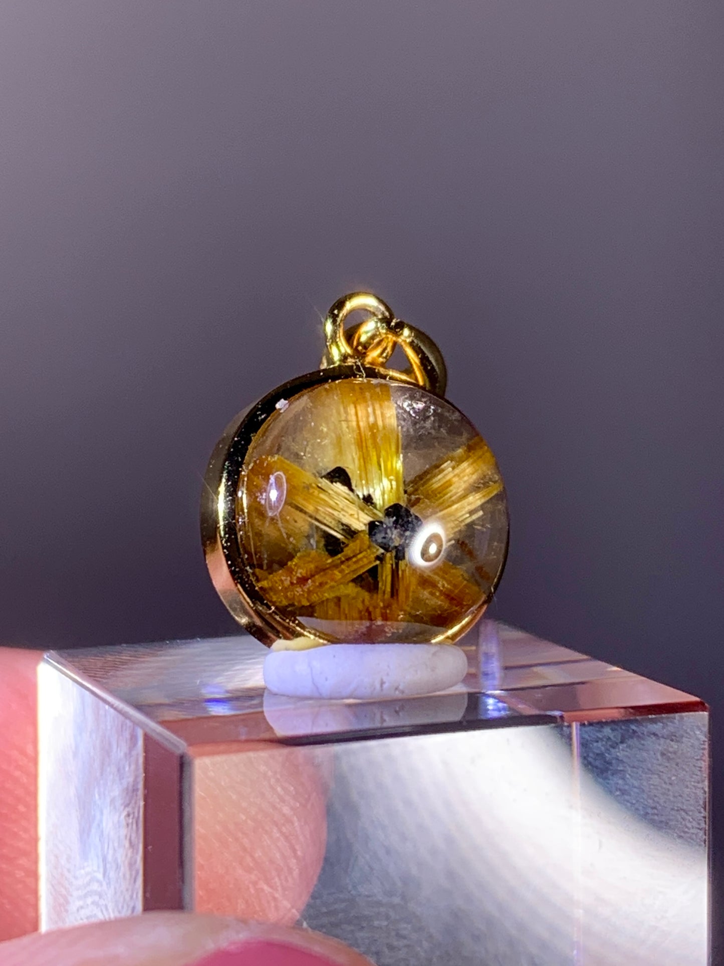 High-Grade Novo Horizonte Gold Star Rutile Pendant with S925 Gold-Plated Setting