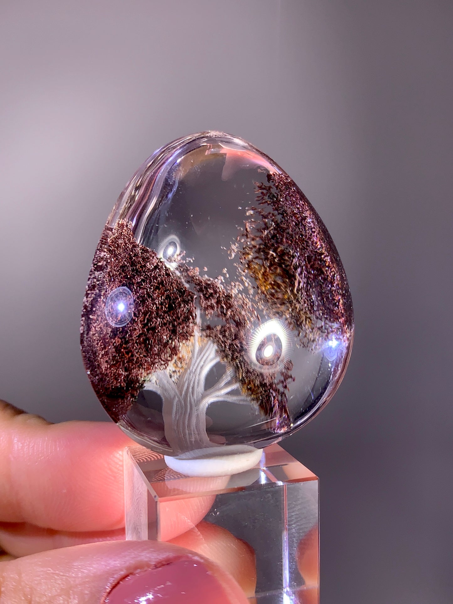 High-Quality Four Seasons Garden Quartz Autumn Tree Landscape Carving Polished Teardrop Crystal from Brazil