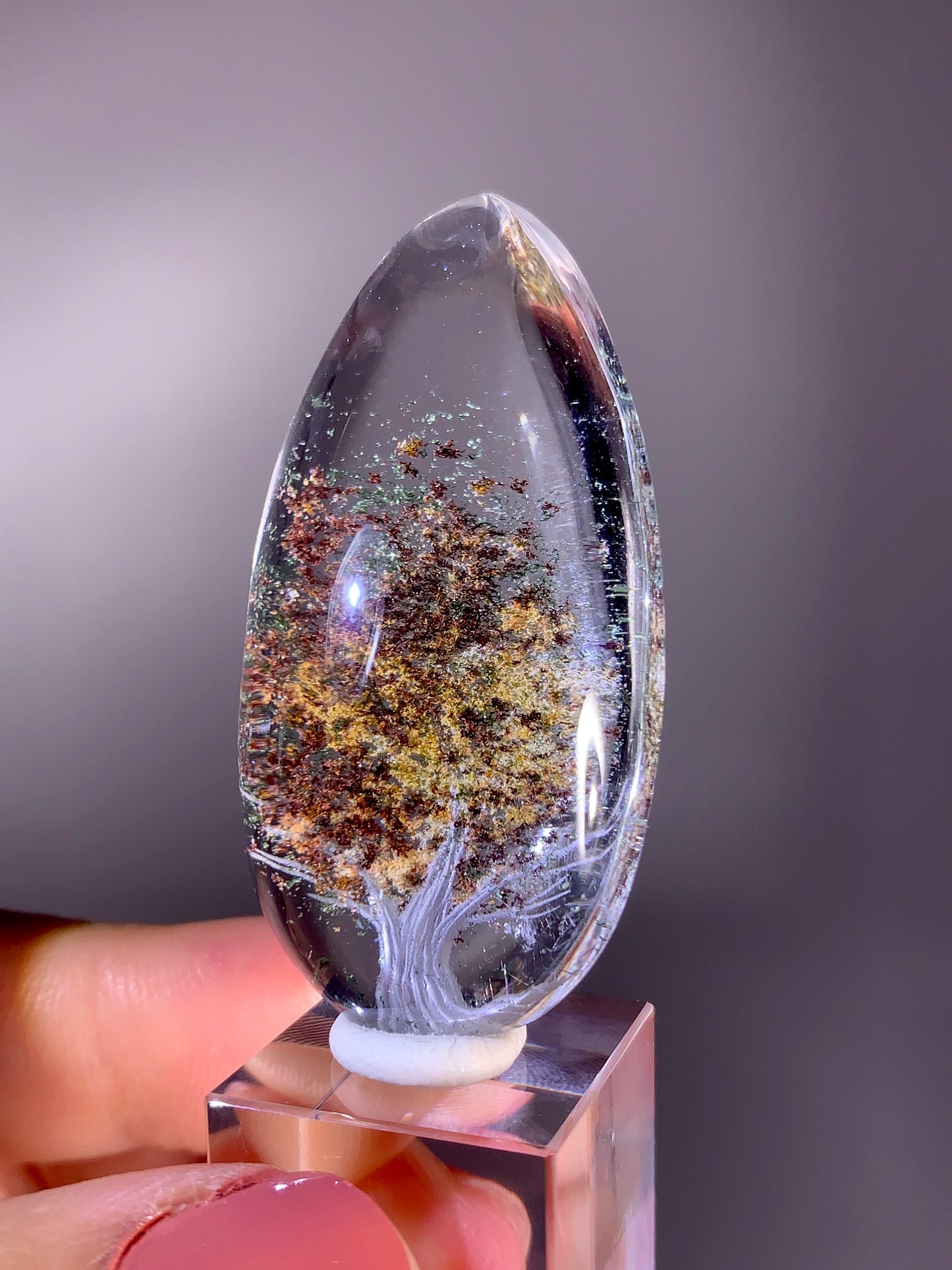 High-Quality Four Seasons Garden Quartz Autumn Tree Landscape Carving Polished Teardrop Crystal from Brazil