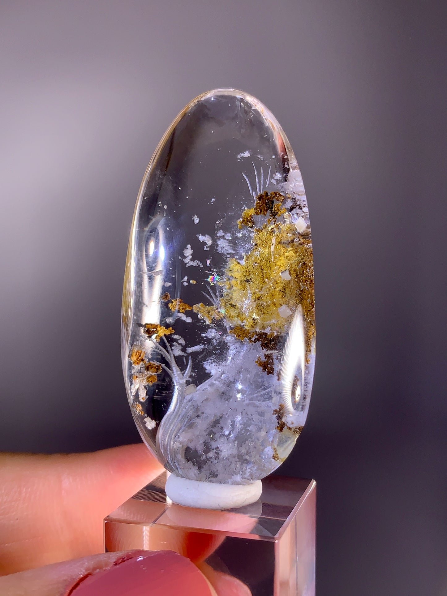 High-Quality Four Seasons Garden Quartz and White Calcite Autumn Tree Landscape Carving Polished Teardrop Crystal from Brazil