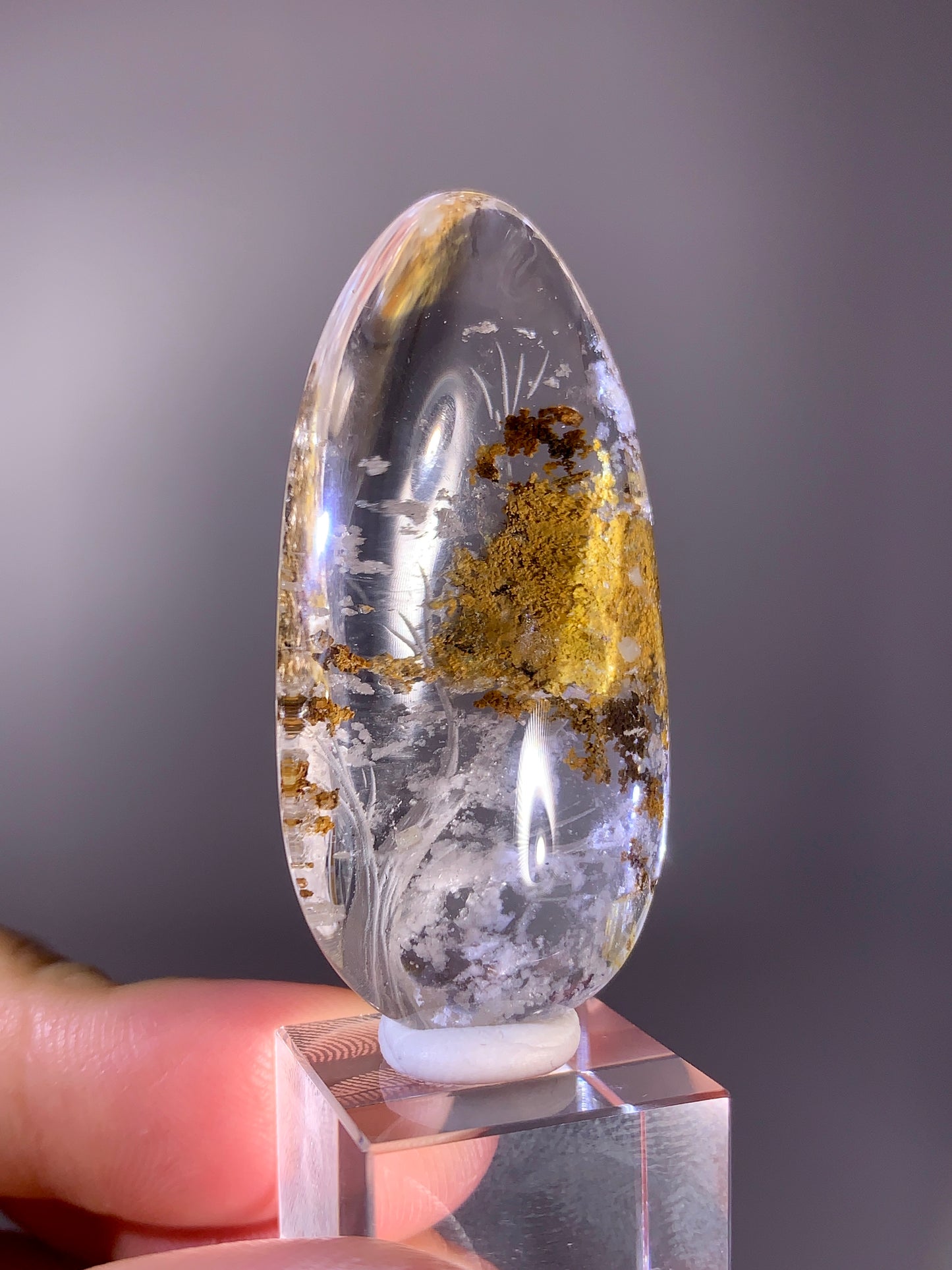 High-Quality Four Seasons Garden Quartz and White Calcite Autumn Tree Landscape Carving Polished Teardrop Crystal from Brazil