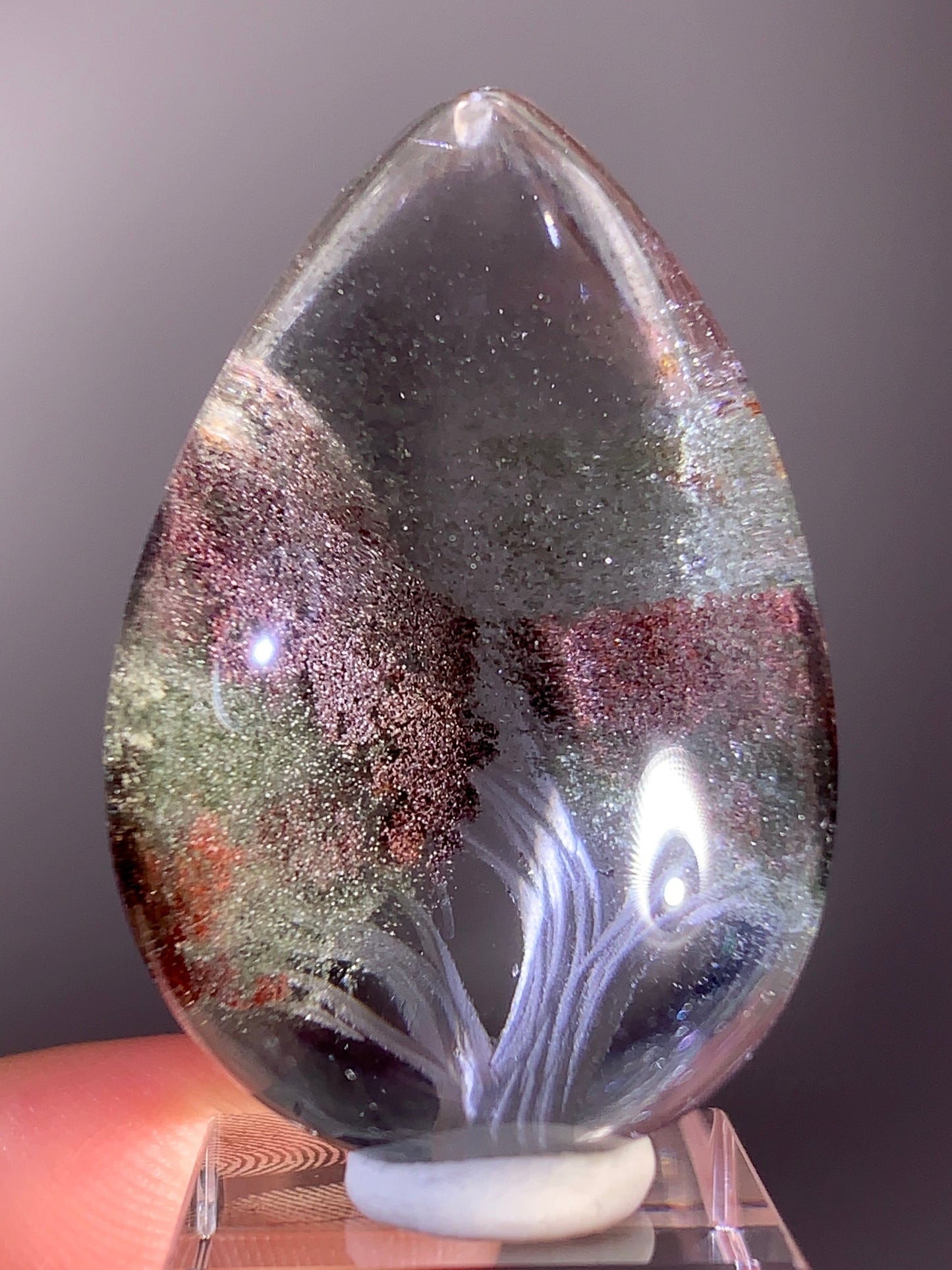 High-Quality Sparkly Four Seasons Garden Quartz Autumn Tree Landscape Carving Polished Teardrop Crystal from Brazil