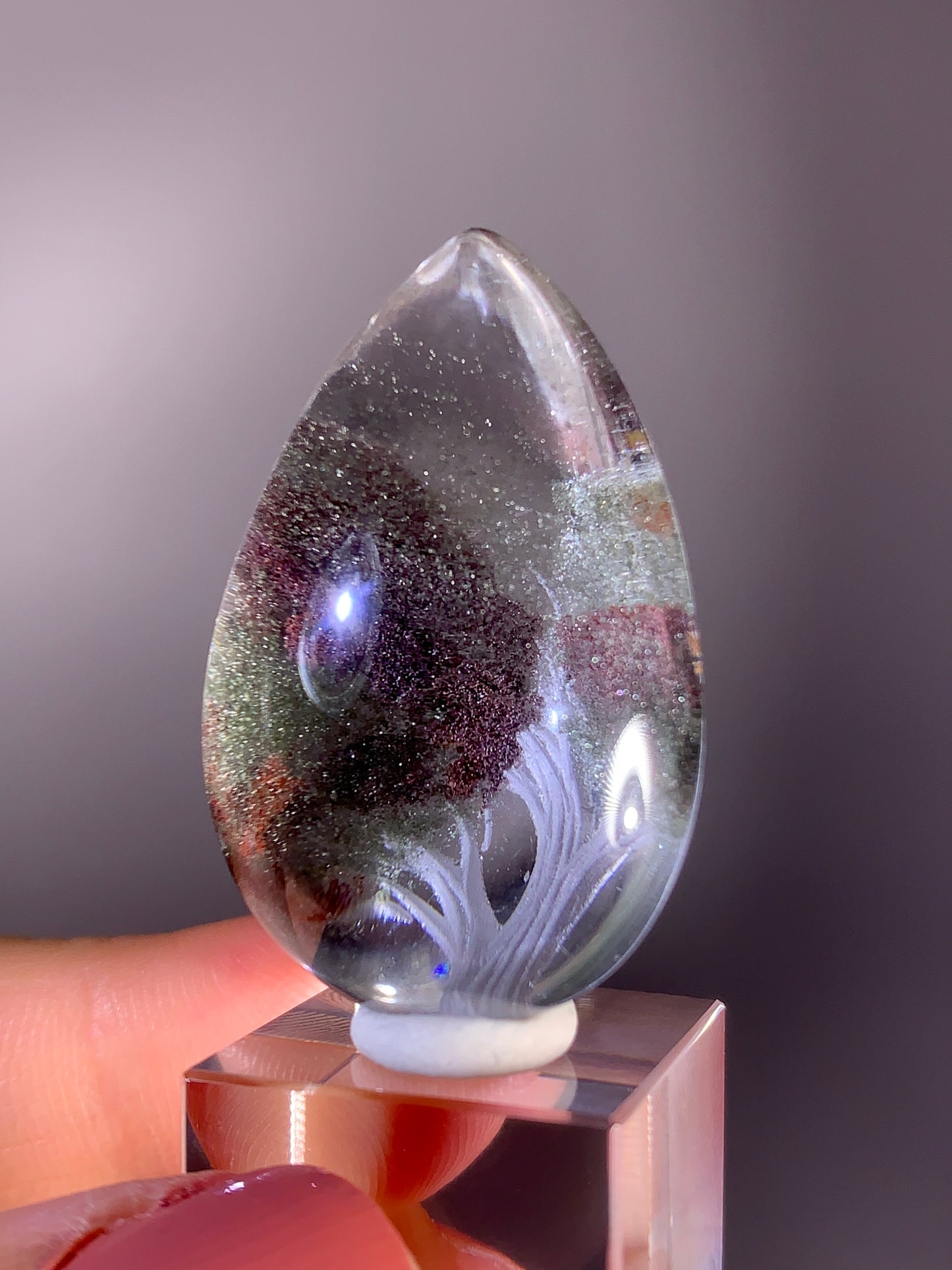 High-Quality Sparkly Four Seasons Garden Quartz Autumn Tree Landscape Carving Polished Teardrop Crystal from Brazil